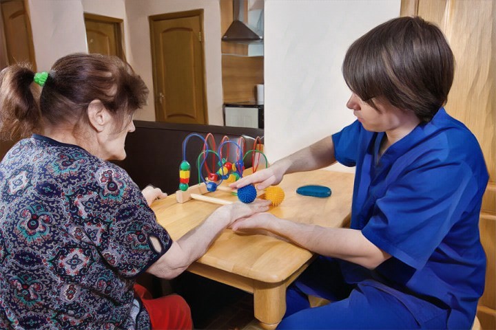 Реабилитация пожилых при нервозах - Дом престарелых в Крыму